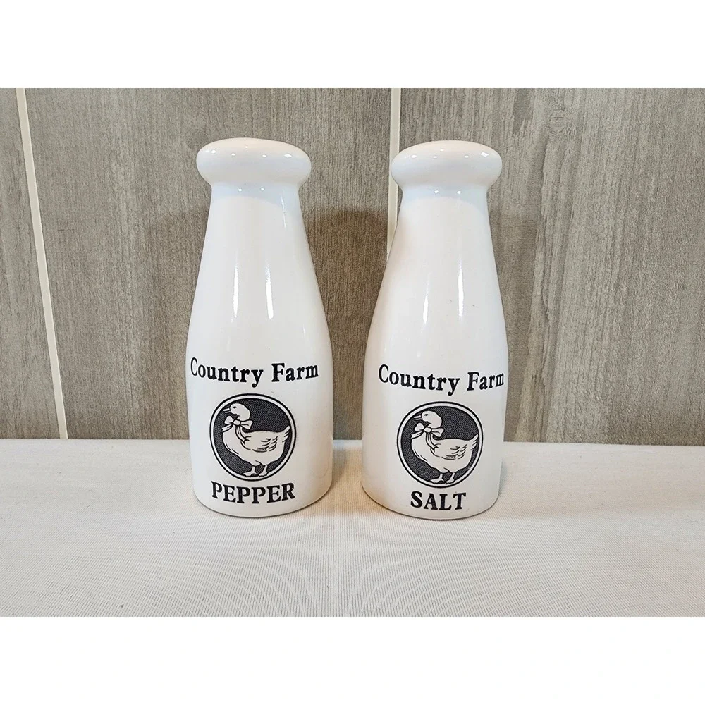 Vintage Duck Country Farm Salt and Pepper Shakers Ceramic Farmhouse Cottagecore
